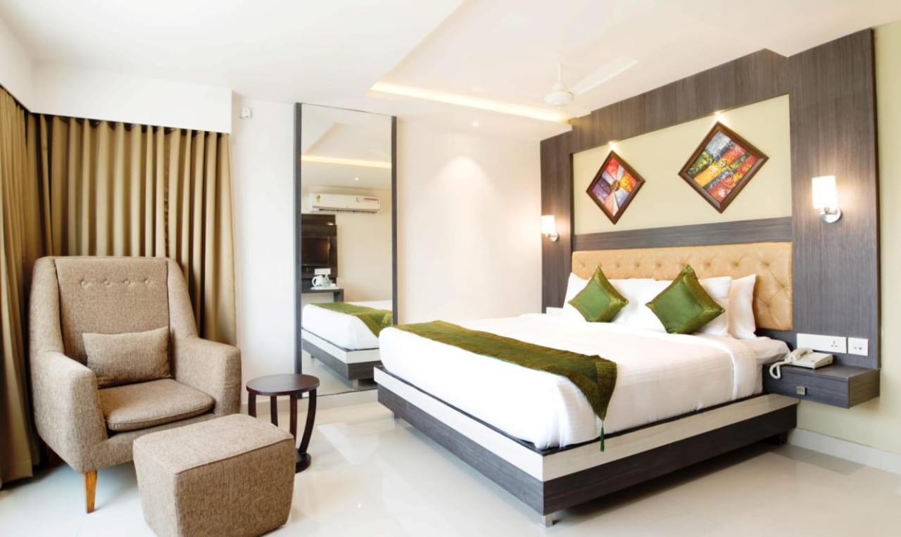 Olive Tree Hotel Vijayawāda Esterno foto