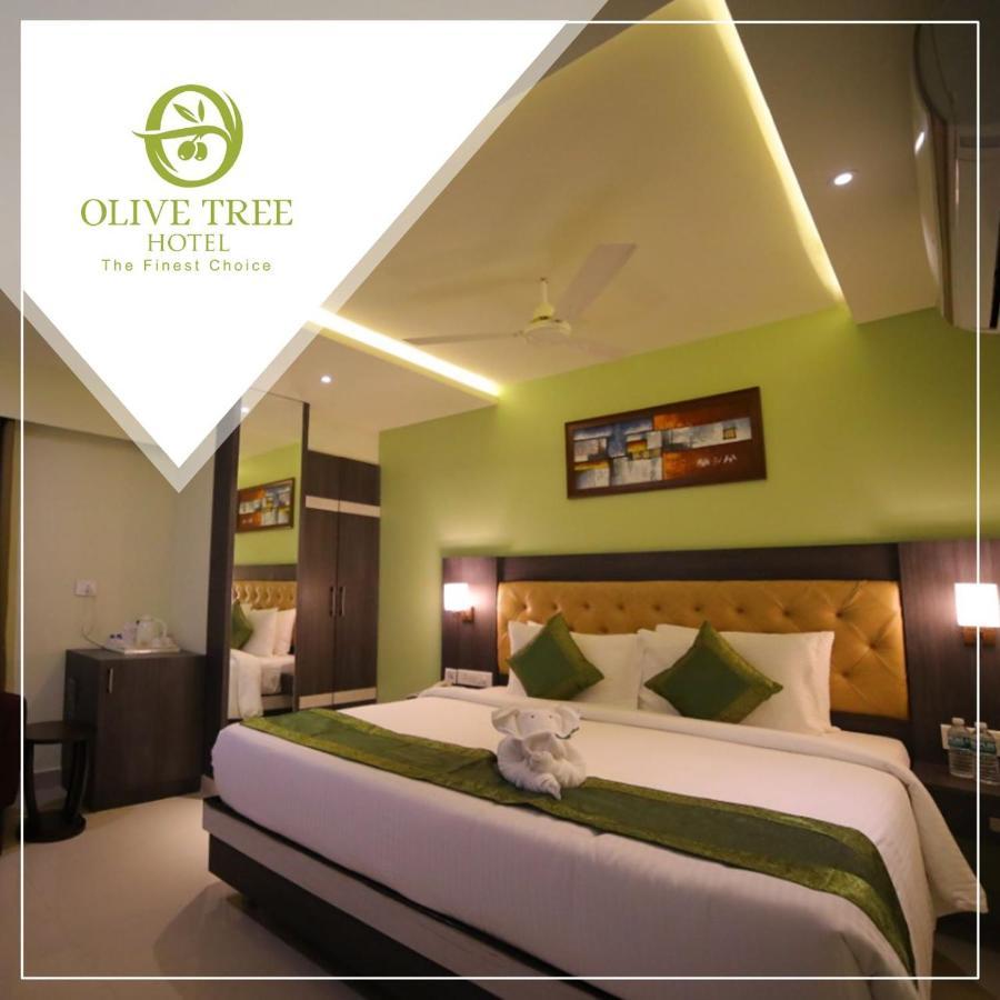 Olive Tree Hotel Vijayawāda Esterno foto